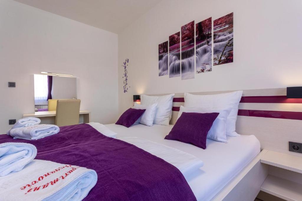 Apartman Naomi *